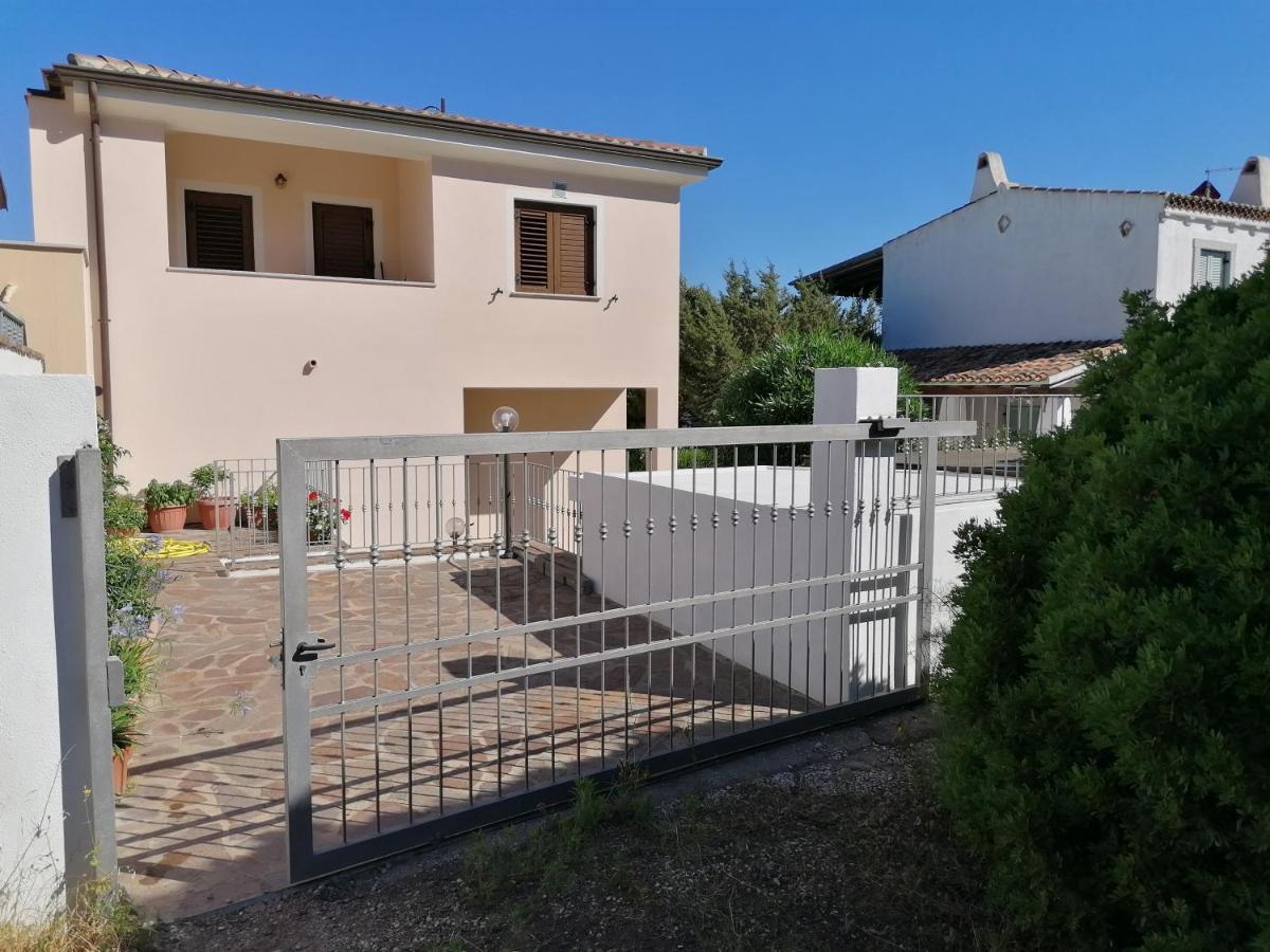Casa Vacanze Villa Rosa Cala Gonone Exterior photo